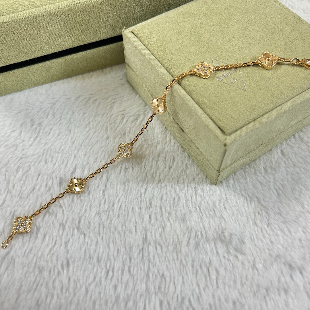 [⭐⭐JeweliWhal]クローバー6モチーフ ダイヤモンド レーザーブレスレット