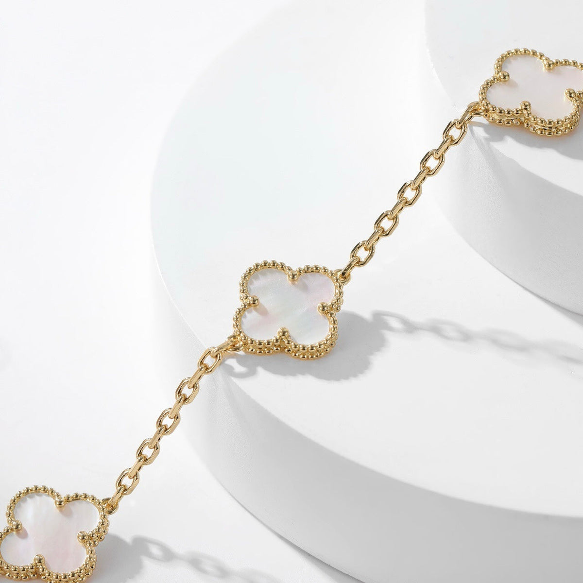 [⭐⭐JeweliWhal]CLOVER 10 MOTIFS WHITE MOTHER OF PEARL NECKLACE