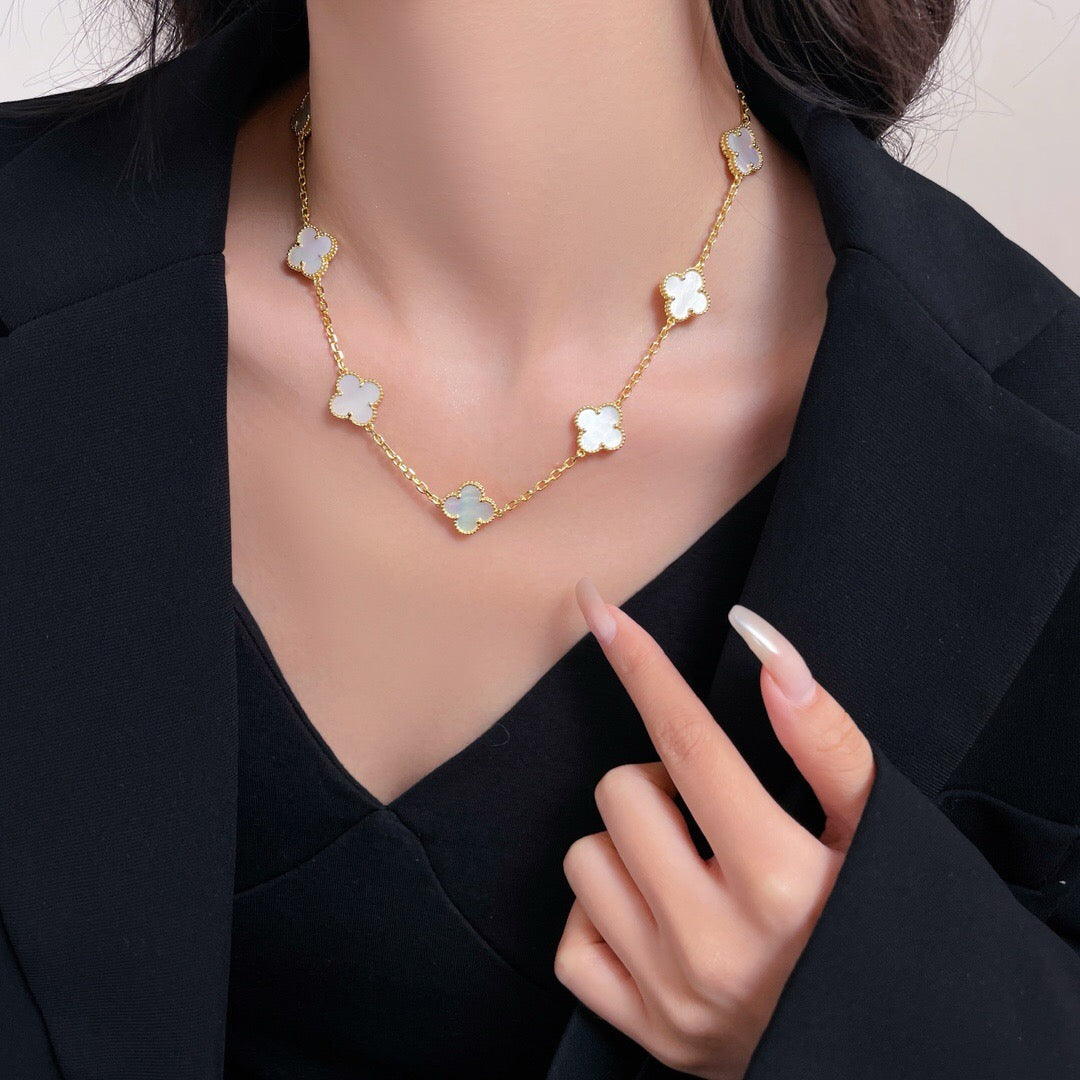 [⭐⭐JeweliWhal]CLOVER 10 MOTIFS WHITE MOTHER OF PEARL NECKLACE