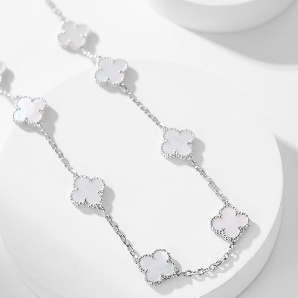 [⭐⭐JeweliWhal]CLOVER 10 MOTIFS WHITE MOTHER OF PEARL NECKLACE