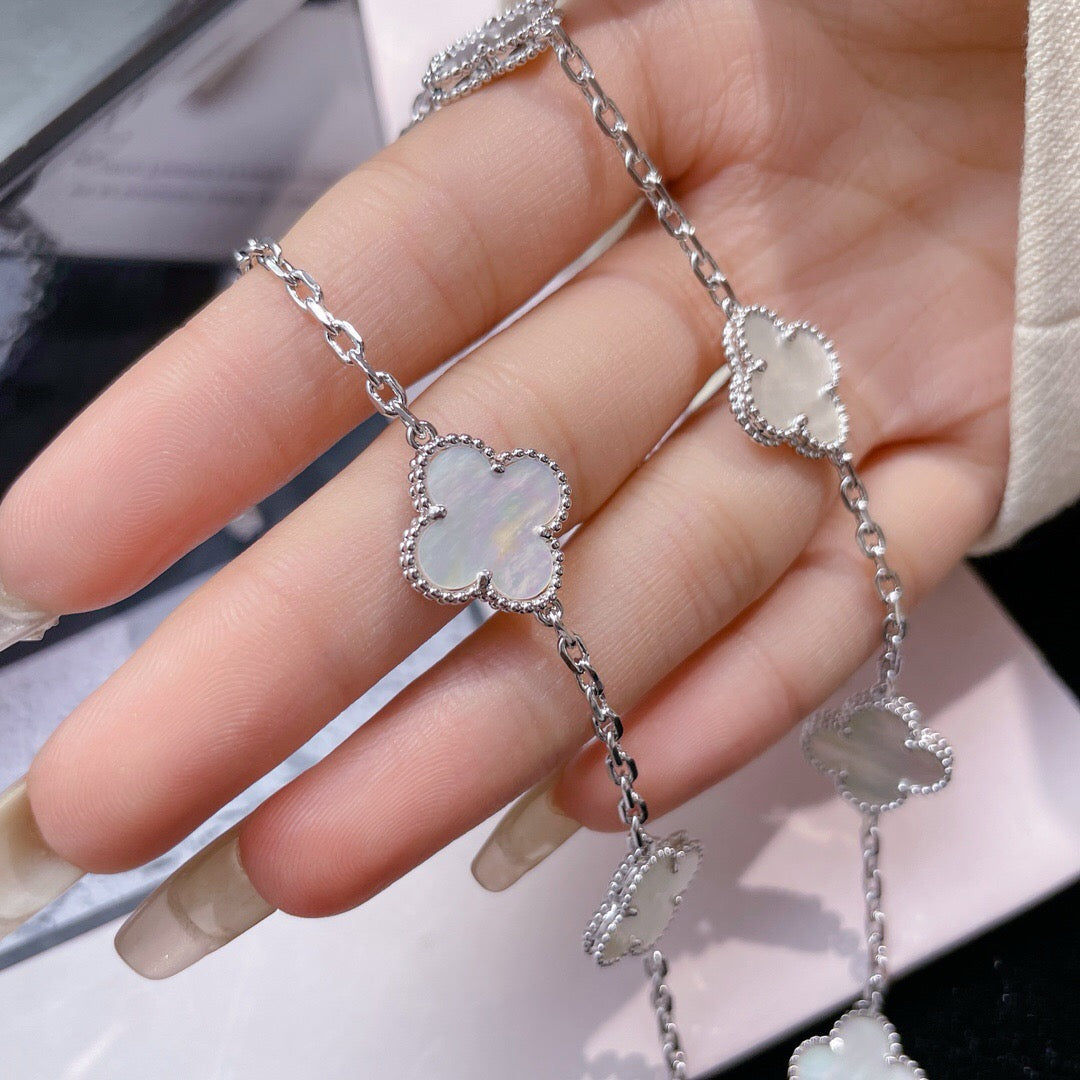 [⭐⭐JeweliWhal]CLOVER 10 MOTIFS WHITE MOTHER OF PEARL NECKLACE