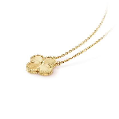 [⭐⭐JeweliWhal]CLOVER 15MM LASER NECKLACE