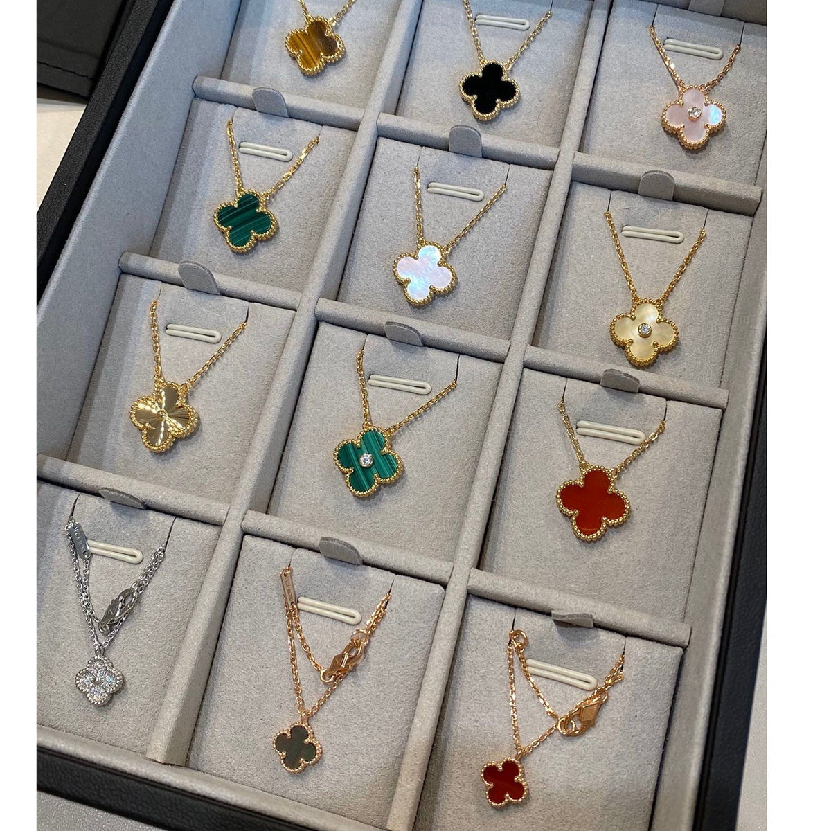 [⭐⭐JeweliWhal]CLOVER 15MM ダイヤモンド シングル フラワー ネックレス