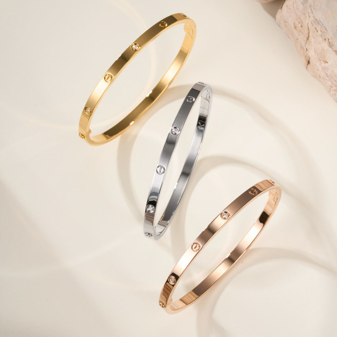[⭐⭐JeweliWhal]LOVEブレスレット 3.65mm ダイヤモンド6石