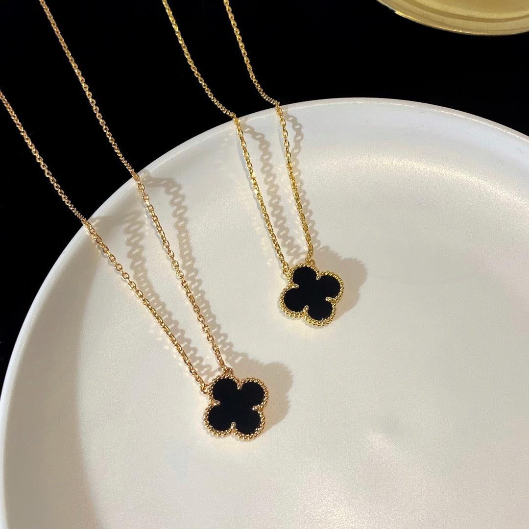 [⭐⭐JeweliWhal]CLOVER 15MM ブラックオニキス シングルフラワーネックレス
