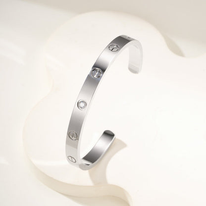 [⭐⭐JeweliWhal]LOVE ブレスレット 6.1mm 1ダイヤモンド オープンカフ