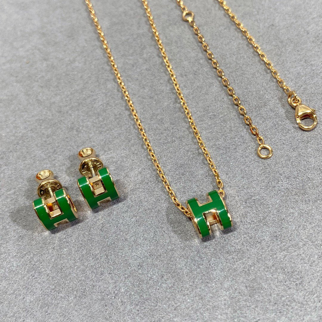 [⭐⭐JeweliWhal]POP H GREEN NECKLACE SILVER AND GOLD