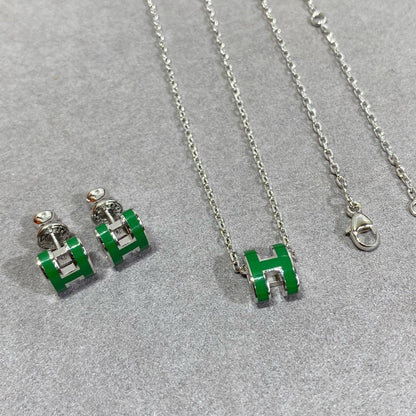 [⭐⭐JeweliWhal]POP H GREEN NECKLACE SILVER AND GOLD