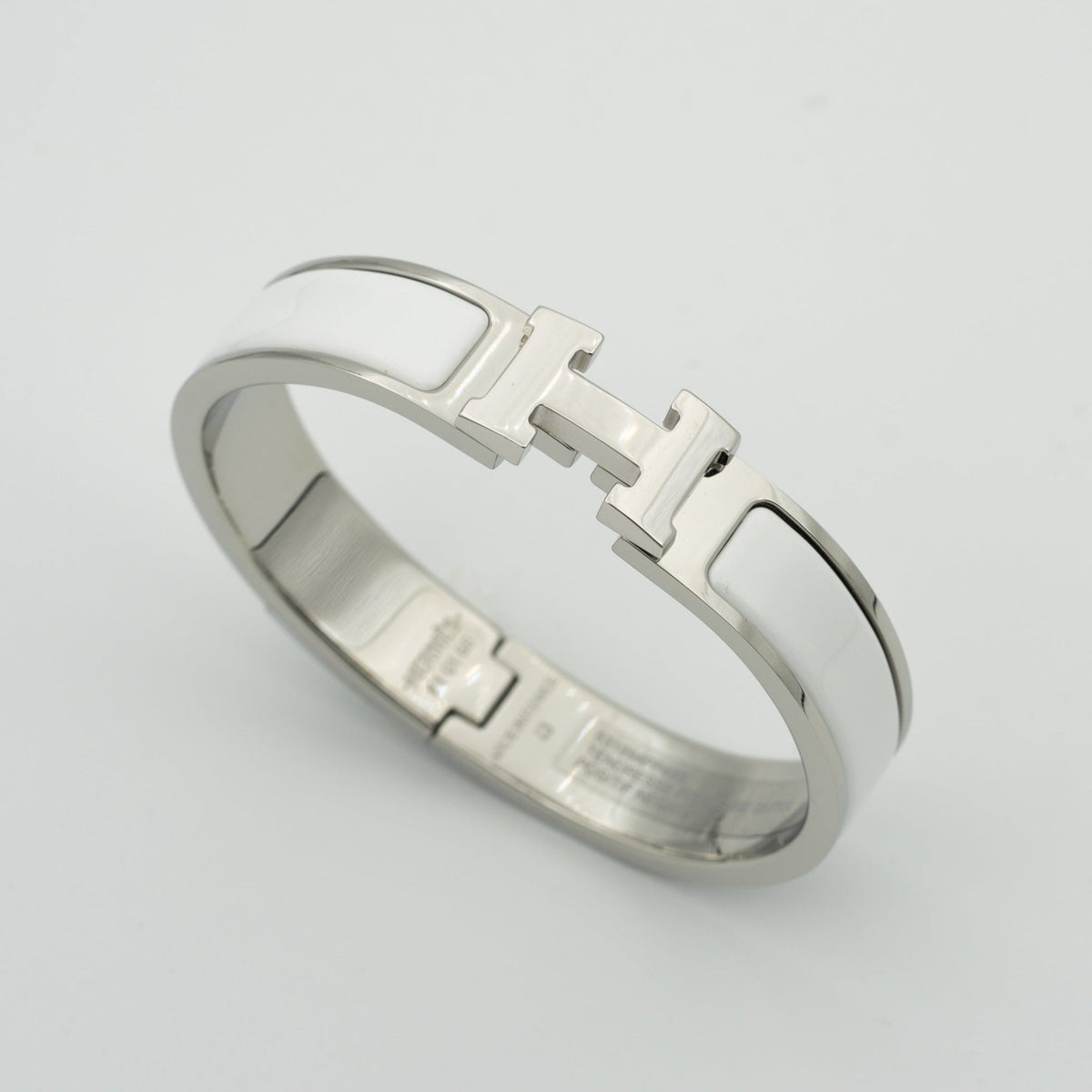 [⭐⭐JeweliWhal]H WHITE BRACELET