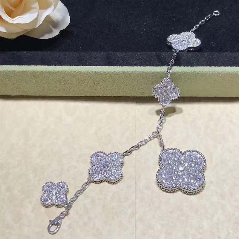 [⭐⭐JeweliWhal]CLOVER 6 MOTIFS SILVER DIAMOND BRACELET