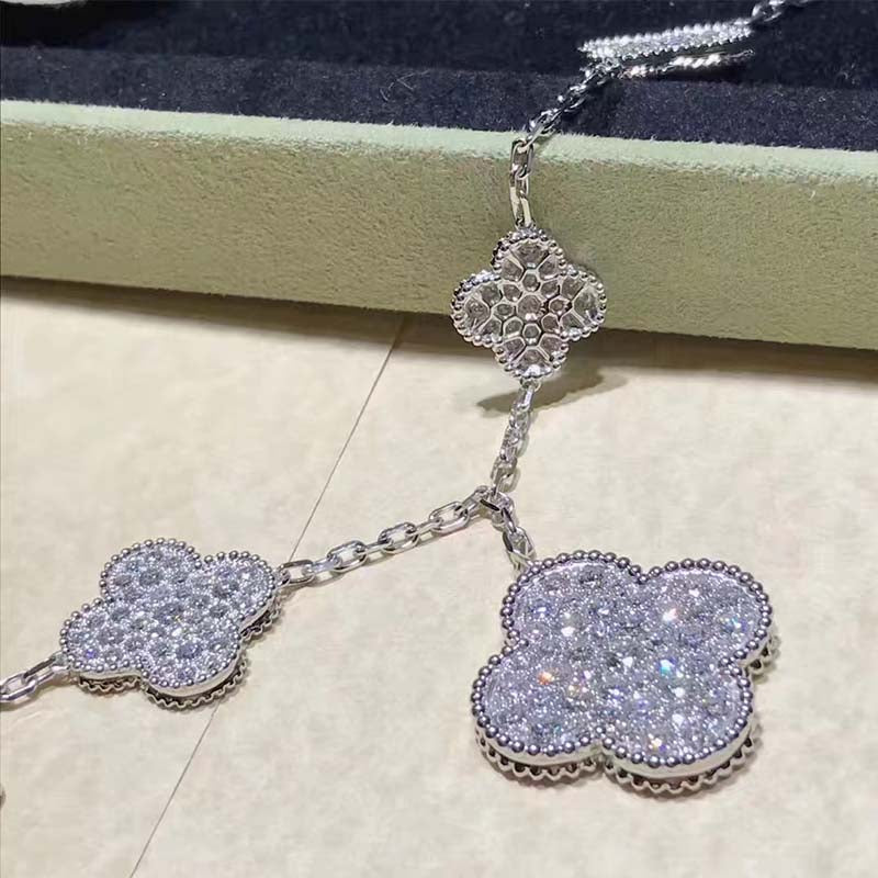 [⭐⭐JeweliWhal]CLOVER 6 MOTIFS SILVER DIAMOND BRACELET