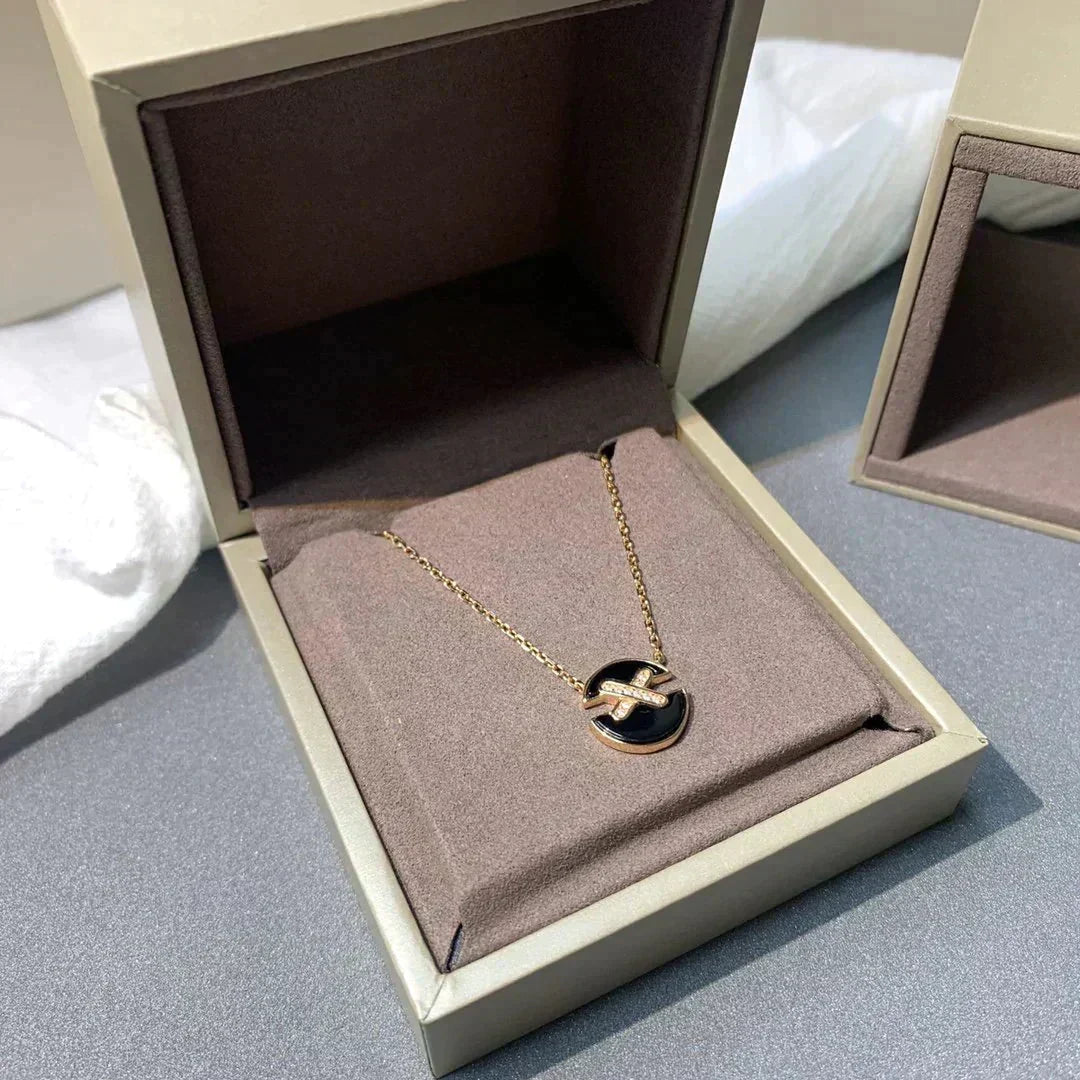 [⭐⭐JeweliWhal]JEUX DE ROSE GOLD DIAMOND NECKLACE