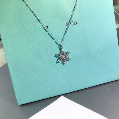 [⭐JeweliWhal]STERLING SILVER SNOWFLAKE PENDANT NECKLACE