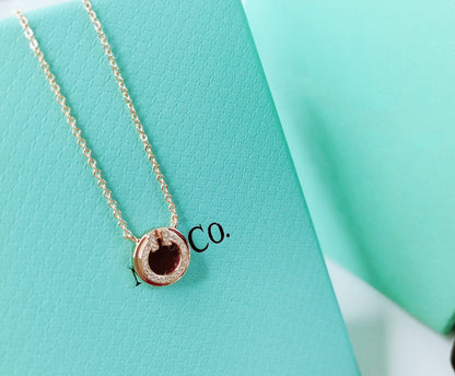 [⭐JeweliWhal]DIAMOND AND MOTHER PEARL CIRCLE NECKLACE PENDANT
