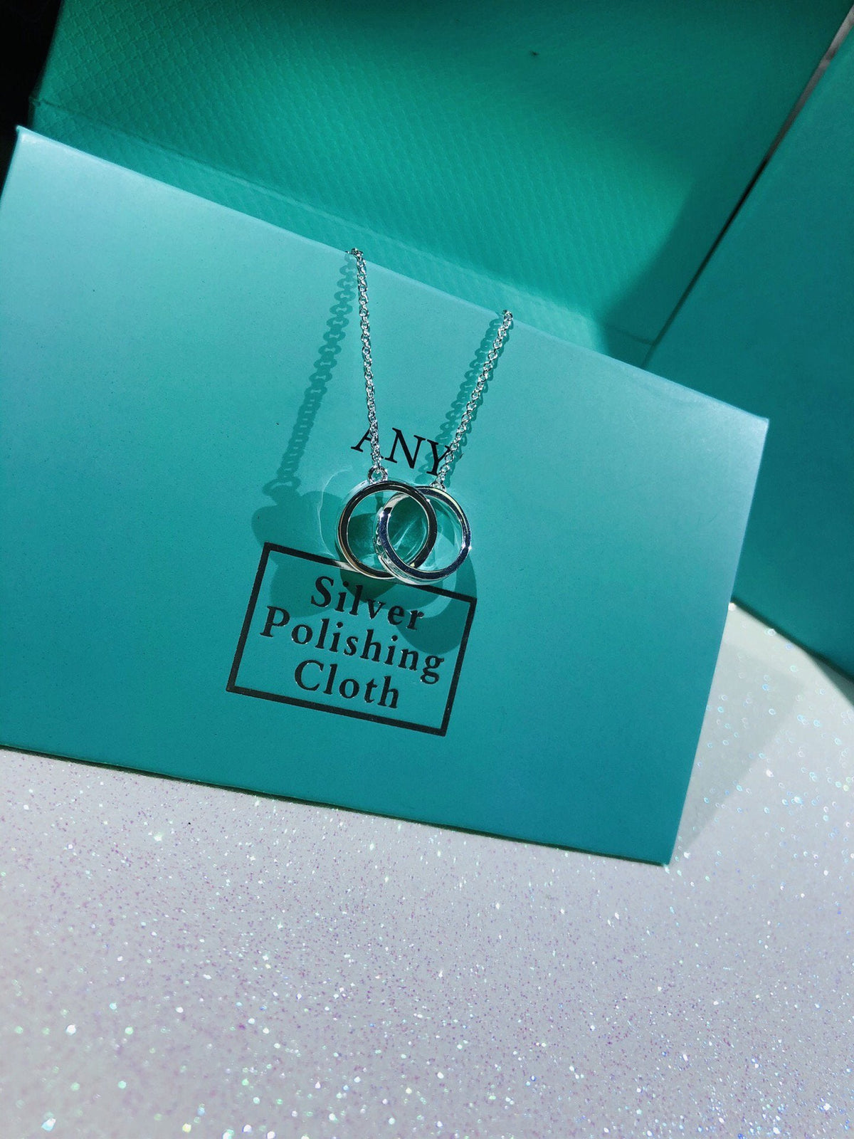 [⭐JeweliWhal]INTERLOCKING CIRCLES PENDANT SMALL NECKLACE