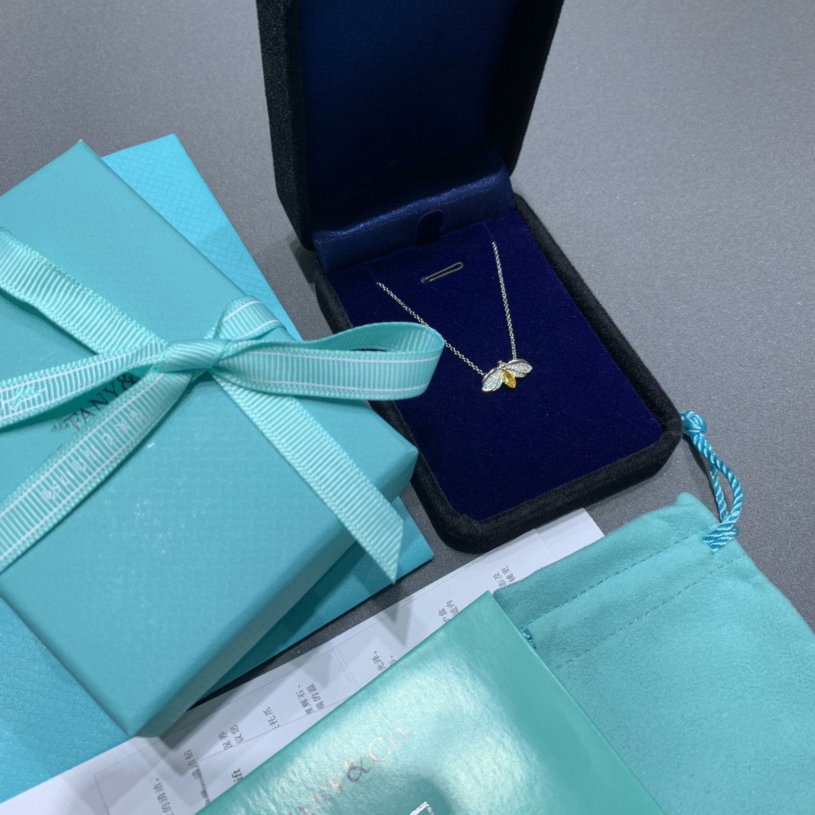 [⭐JeweliWhal]PAPER FLOWERS YELLOW DIAMOND FIREFLY PENDANT