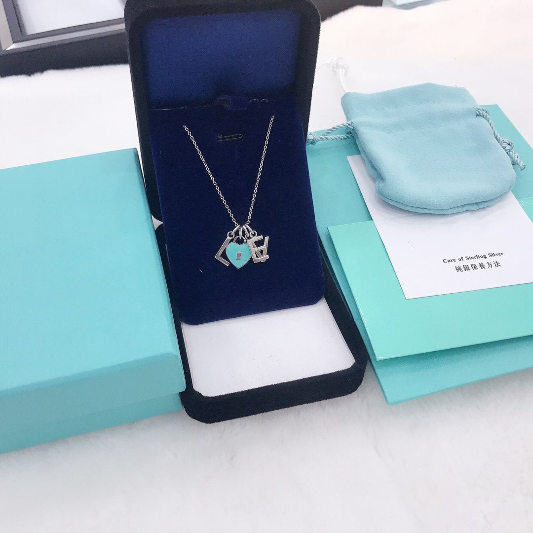 [⭐JeweliWhal]COLLAR LOVE PLATA NECKLACE