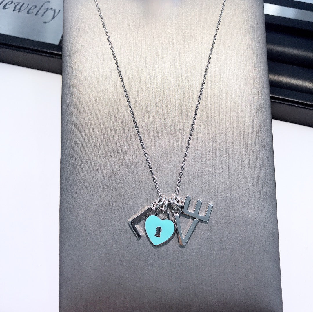 [⭐JeweliWhal]COLLAR LOVE PLATA NECKLACE