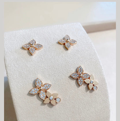 [⭐⭐JeweliWhal]STAR BLOSSOM STUD EARRINGS PINK GOLD DIAMONDS
