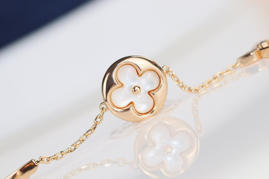 [⭐⭐JeweliWhal]LEAF CLOVER BRACELET
