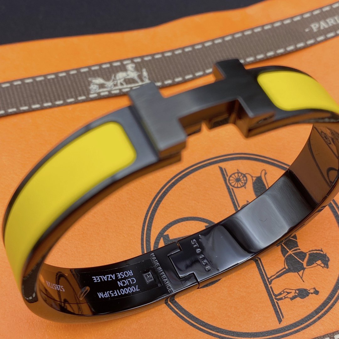 [⭐⭐JeweliWhal]CLIC HM SO BLACK YELLOW BRACELET