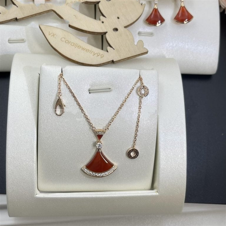[⭐⭐JeweliWhal]DREAM NECKLACE CARNELIAN DIAMOND