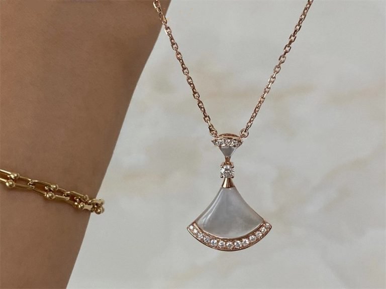 [⭐⭐JeweliWhal]DREAM NECKLACE MOP PINK GOLD DIAMOND