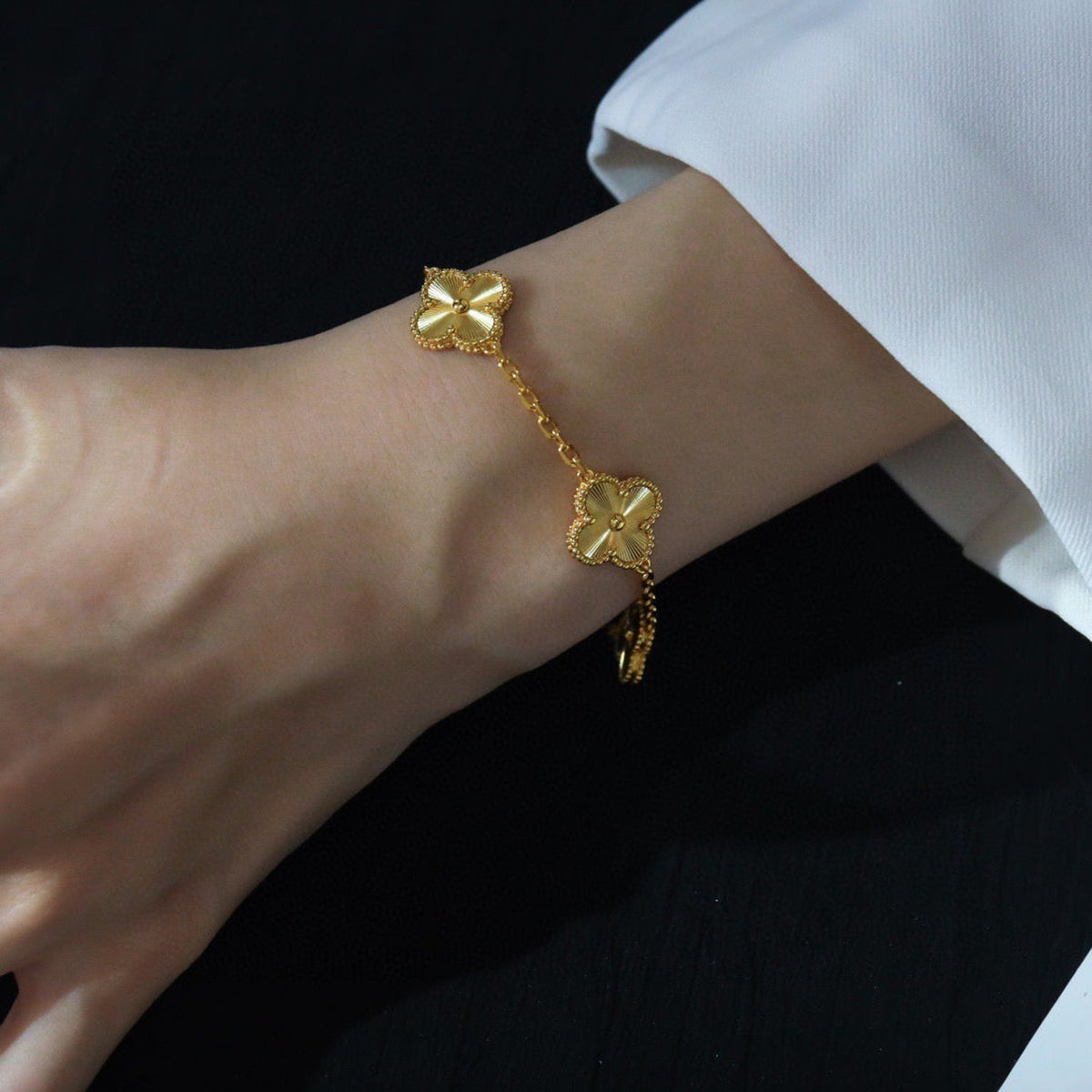 [⭐⭐JeweliWhal] CLOVER 5 MOTIF LASER BRACELET COLLECTION