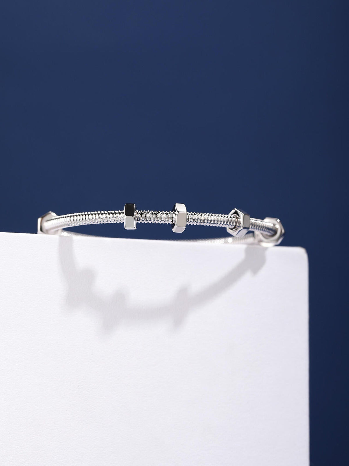 [⭐⭐JeweliWhal jewelrys]CT THREADED BRACELET