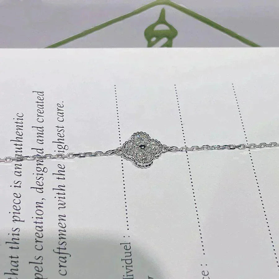 [⭐⭐JeweliWhal]CLOVER  SINGLE FLOWER BRACELET SILVER