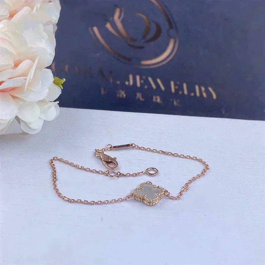 [⭐⭐JeweliWhal]クローバー ホワイトMOP シングルフラワーブレスレット