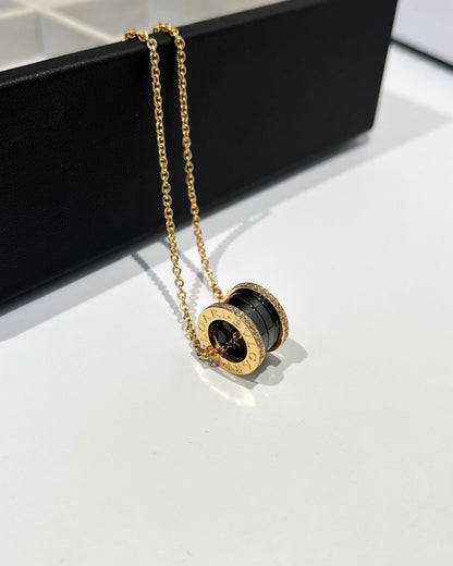 [⭐⭐JeweliWhal]ZERO 1 BLACK CERAMIC DIAMOND PINK GOLD NECKLACE